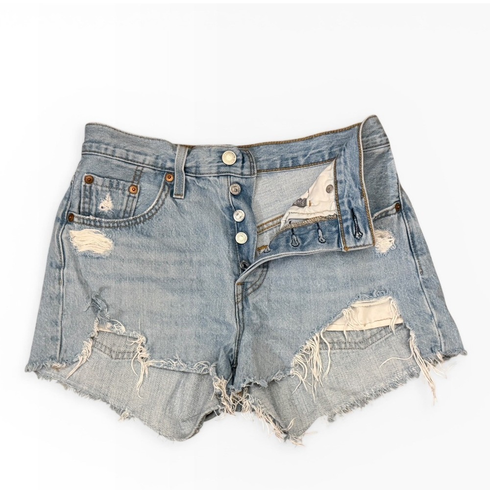 Levis 501 Original High Rise Distressed Denim Shorts‎ Light Wash W25 Booty Party